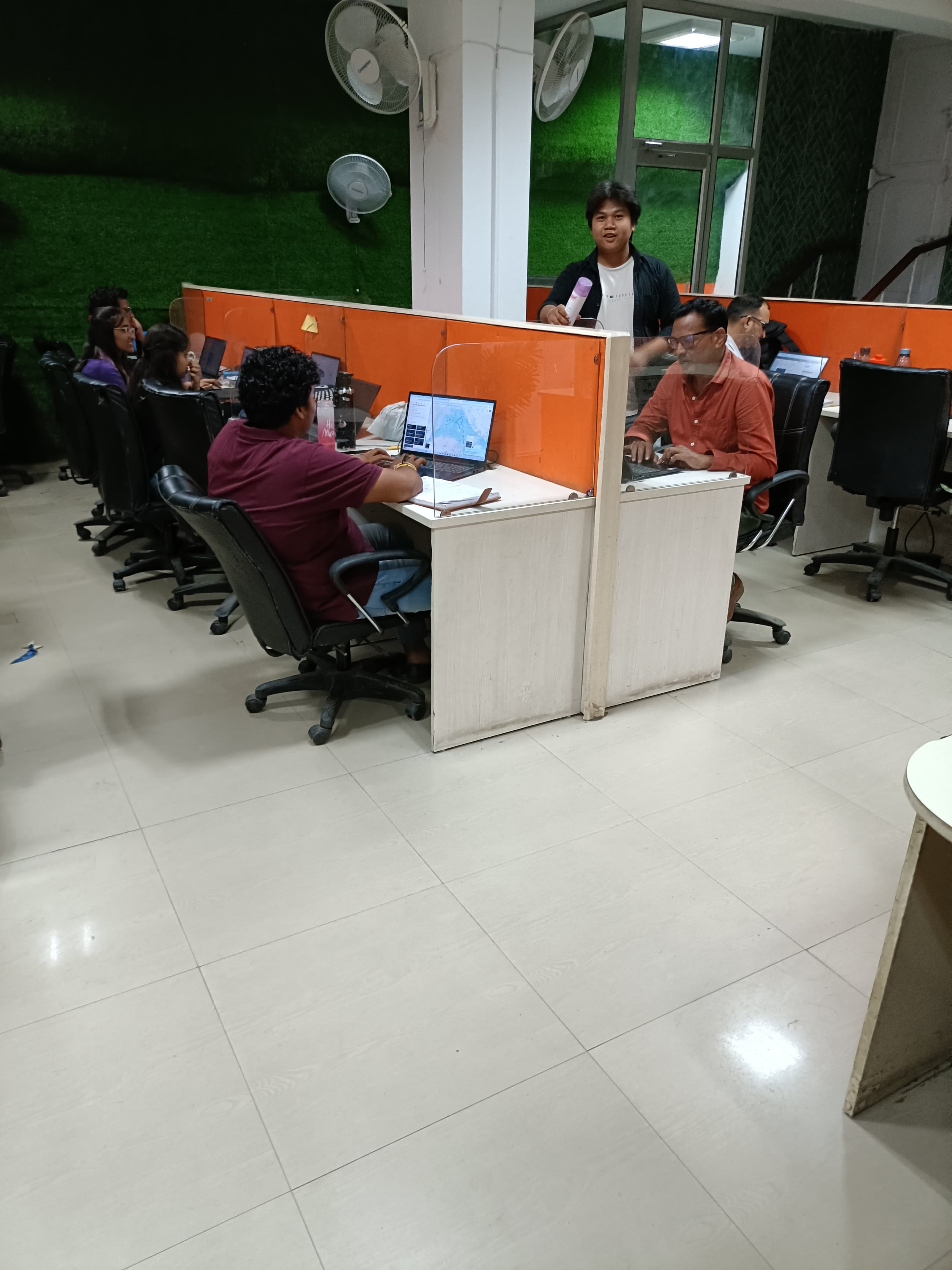 Bandevi Group team working from the office